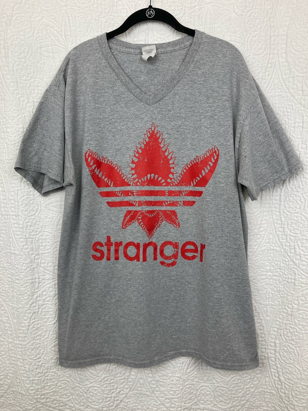 Fruit of the Loom Stranger Graphic T-Shirt sz Large